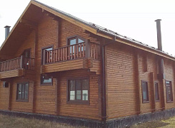 Двухэтажный дом из бруса 192х145 с террасой и балконом 1